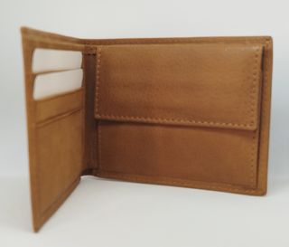 Cartera piel. Ciervo grabado