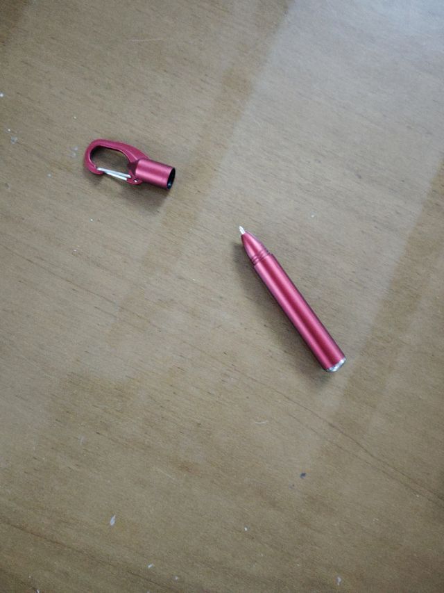 Bolígrafo multiusos