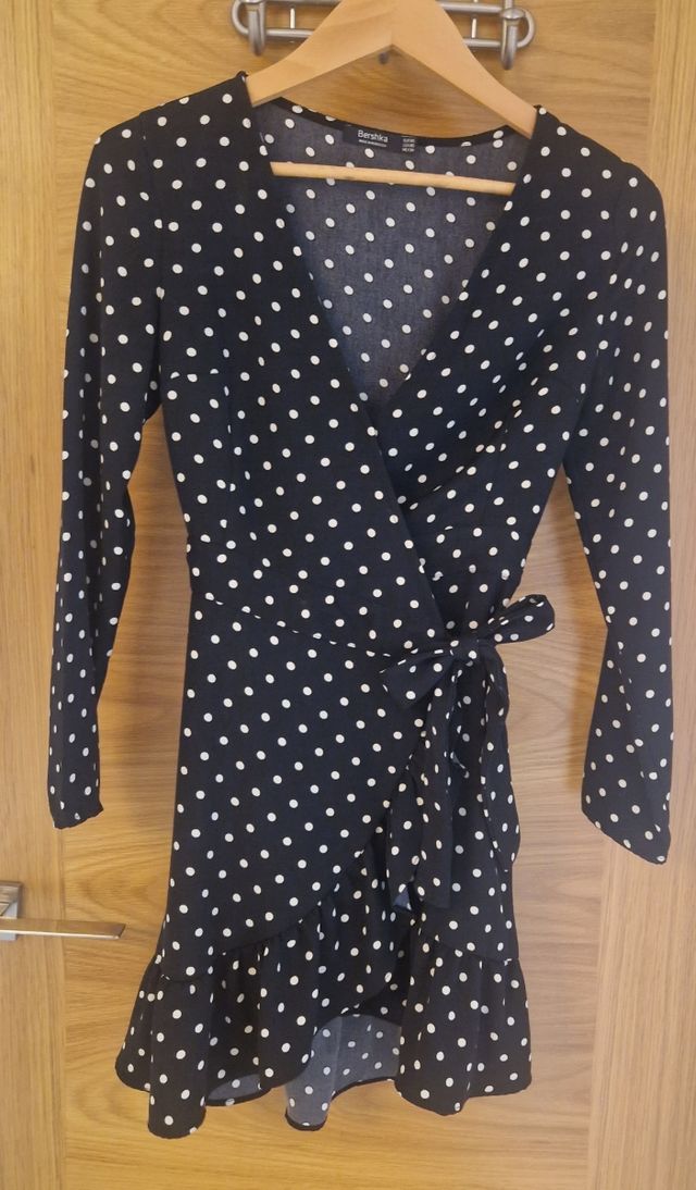 Vestido lunares Bershka