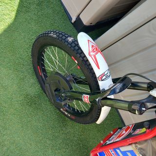 Moto electrical trial