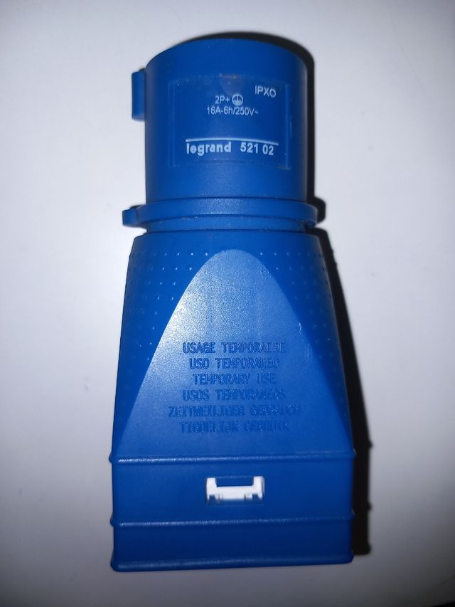 LEGRAND 521 02 ADAPTADOR 400V / 230V 