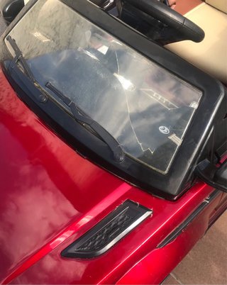 Coche de bateria infantil
