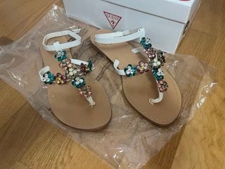 Sandalia Guess 36