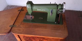 Macchina da cucire BORLETTI