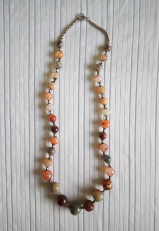 COLLAR LARGO DE PIEDRAS NATURALES-TURQUÍA-VINTAGE