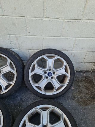 Llantas ford st 18 pulgadas 225.40.18