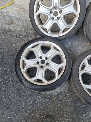 Llantas ford st 18 pulgadas 225.40.18
