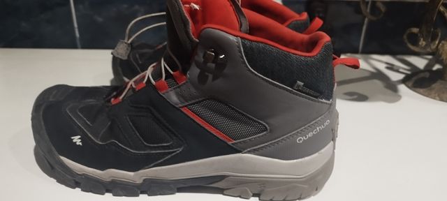 BOTAS SENDERISMO IMPERMEABLE NIÑO