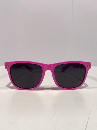Set di occhiali da sole colorati