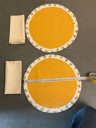 Tovagliette americane n. 2 con tovaglioli