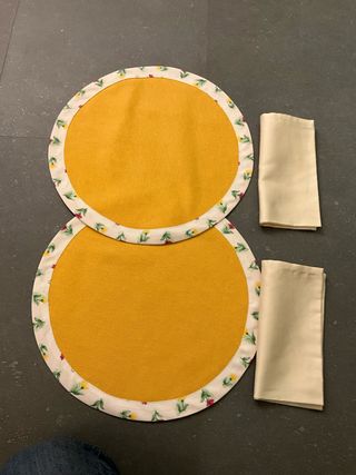 Tovagliette americane n. 2 con tovaglioli