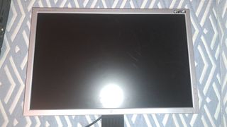 Monitor de pc 2 pantallas. 24 y 21 pulgadas