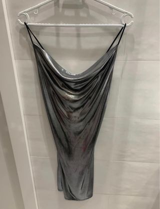 Vestido mini plateado gris plomo