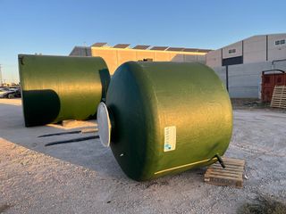 DEPÓSITOS DE POLIESTER