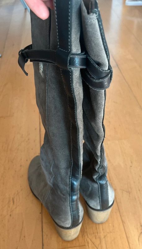 Botas altas de piel girada gris