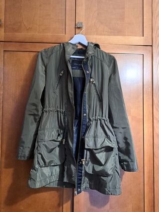 Gabardina abrigada zara
