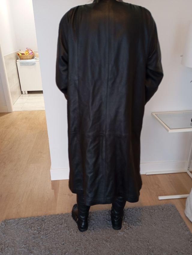 GABARDINA PIEL 🌑 NEGRA