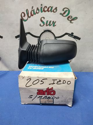 Peugeot 205, espejo izquierdo