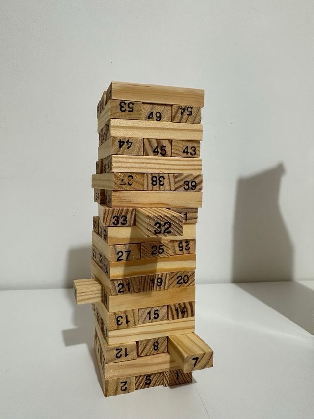 Torre de bloques de madera