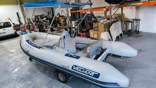 Barco Semirrigida Valiant 430 Confort 