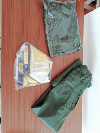 Pantalón impermeable 