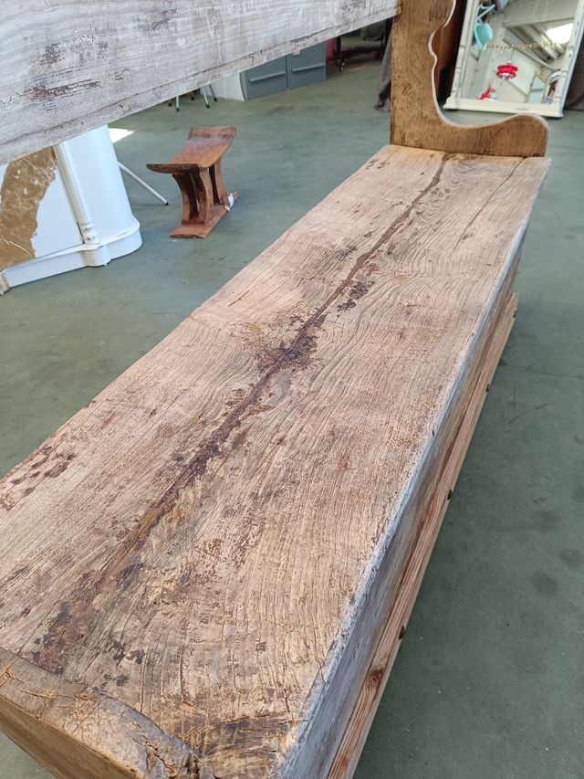 Banco escaño antiguo