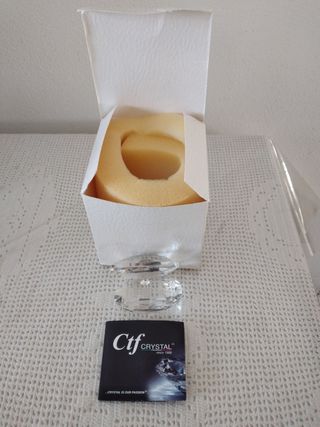 Ostrica con perla in cristallo.