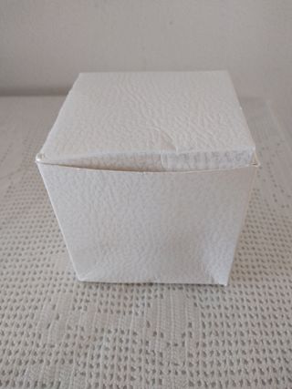 Ostrica con perla in cristallo.