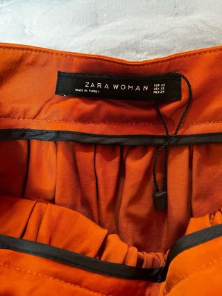 Falda estilo Midi Zara T36