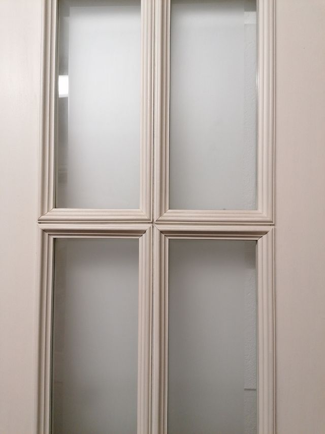 OFERTA SÓLO FIN DE SEMANA Puerta sin picaporte