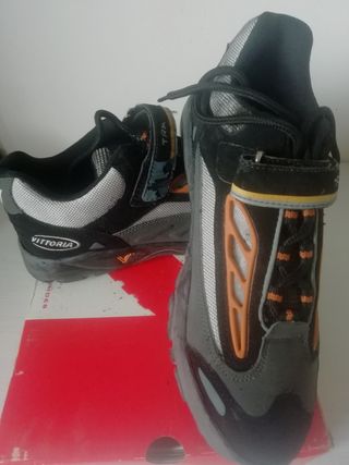 Scarpe ciclo-tracking