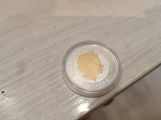 Moneda de plata Royal Visit 50 aniv