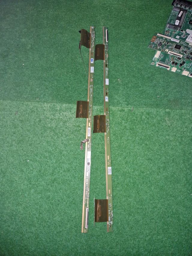 placas y piezas de tv grundig 49vlx7980