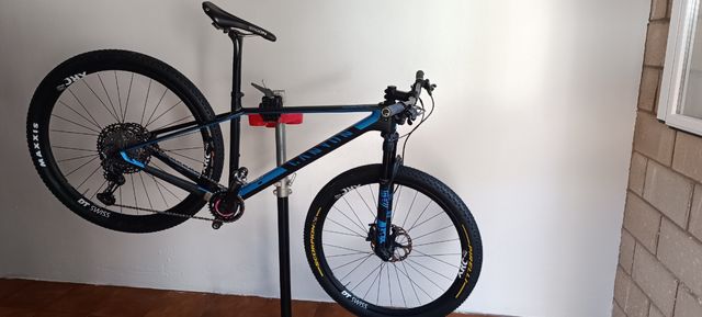 CANYON EXCEED CF 8.0