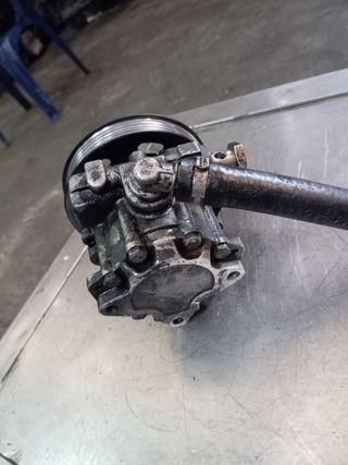 Bomba servo dirección Audi A4 avant 