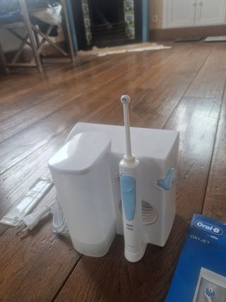 Oral-B Professional Care Oxyjet