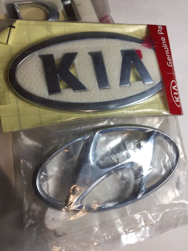 Emblemas Hyundai  KIA Chevrolet