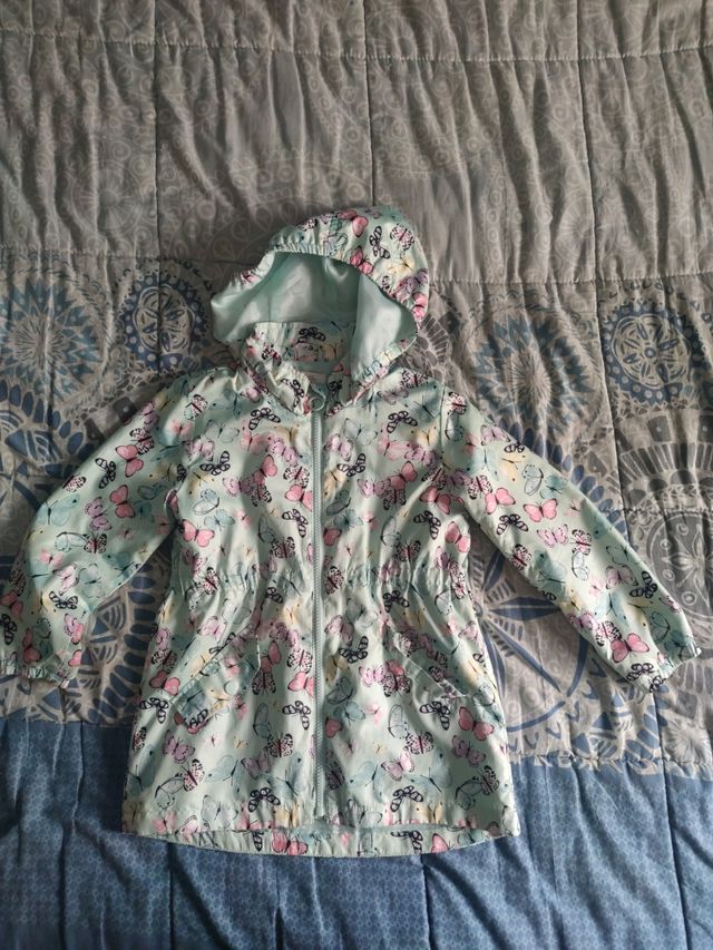 2 chaquetas chubasquero niña talla 5/6