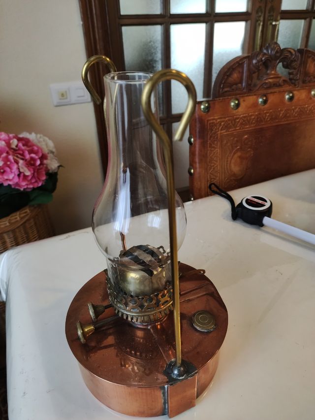 Quinqué lampara antigua