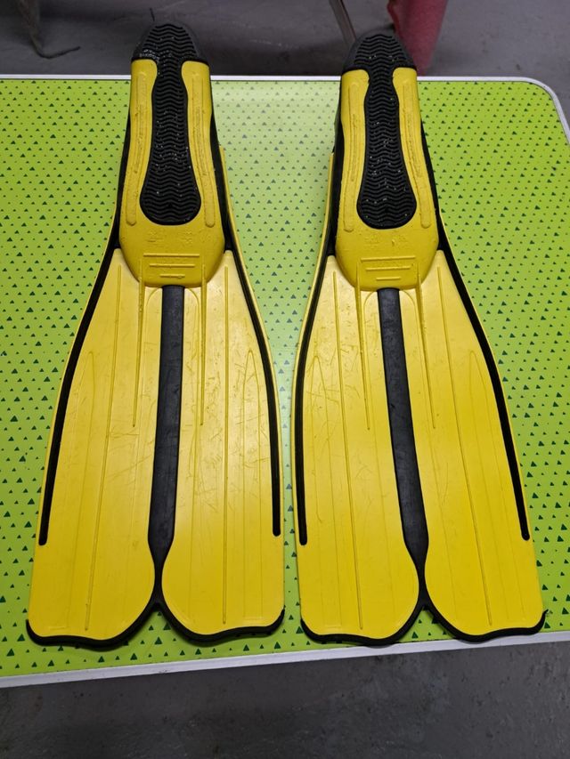 Aletas  Cressi ubmarinismo número 38