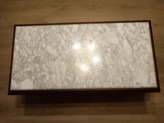 Mesa madera y mármol 