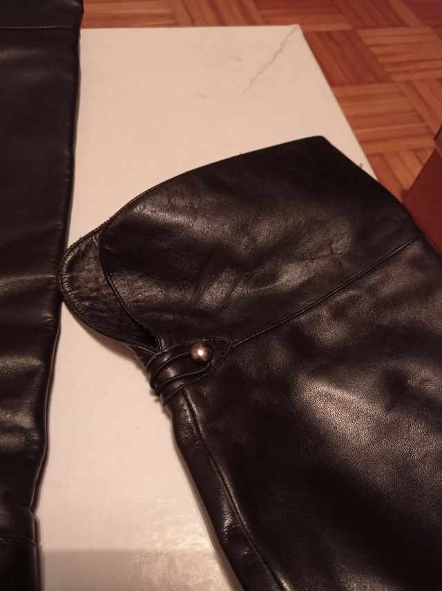 Stivali sopra il ginocchio neri in pelle n.37