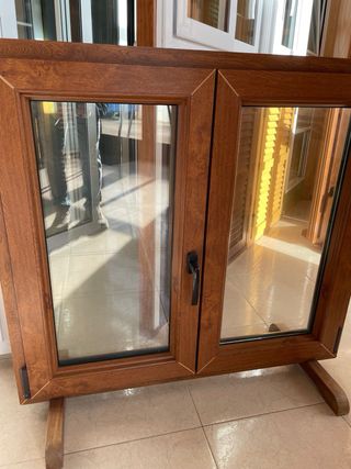 Ventana pvc roble