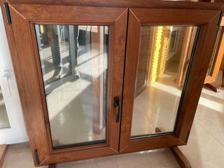 Ventana pvc roble