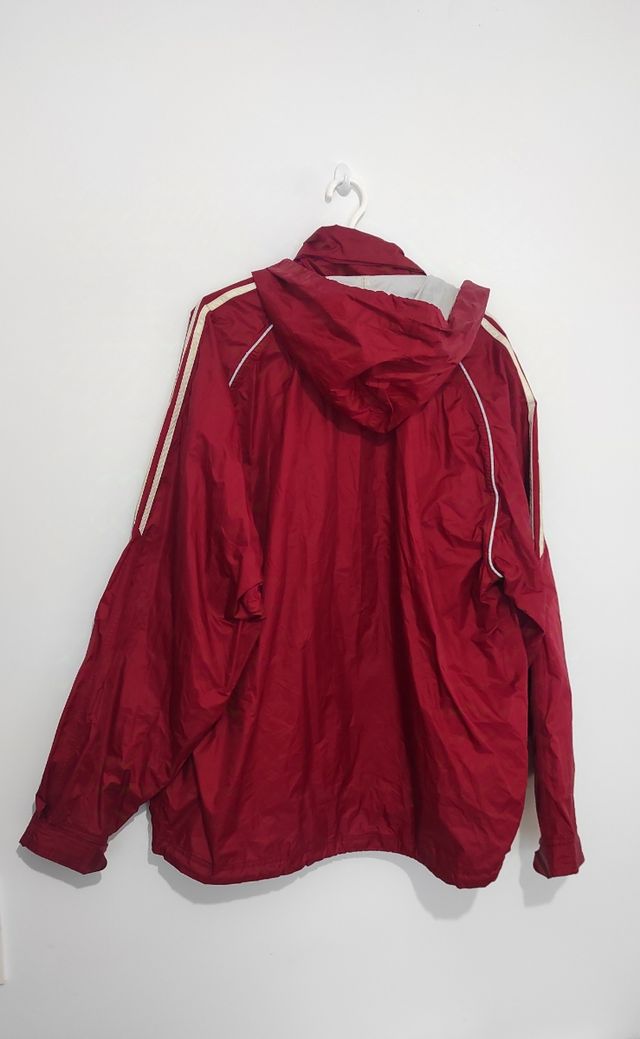 Chubasquero Adidas del año 2000. 00s