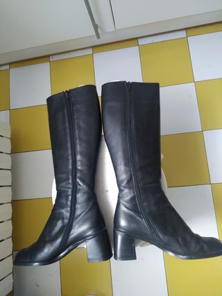 Botas altas de piel 