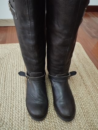 BOTAS ALTAS, MARRON CHOCOLATE, PERFECTO ESTADO T37