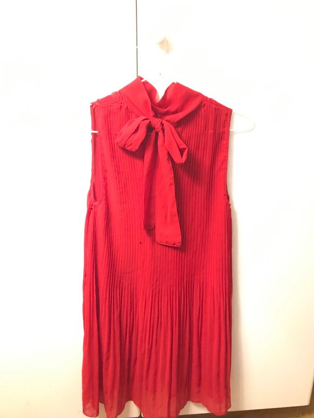 Blusa vestido plisado rojo