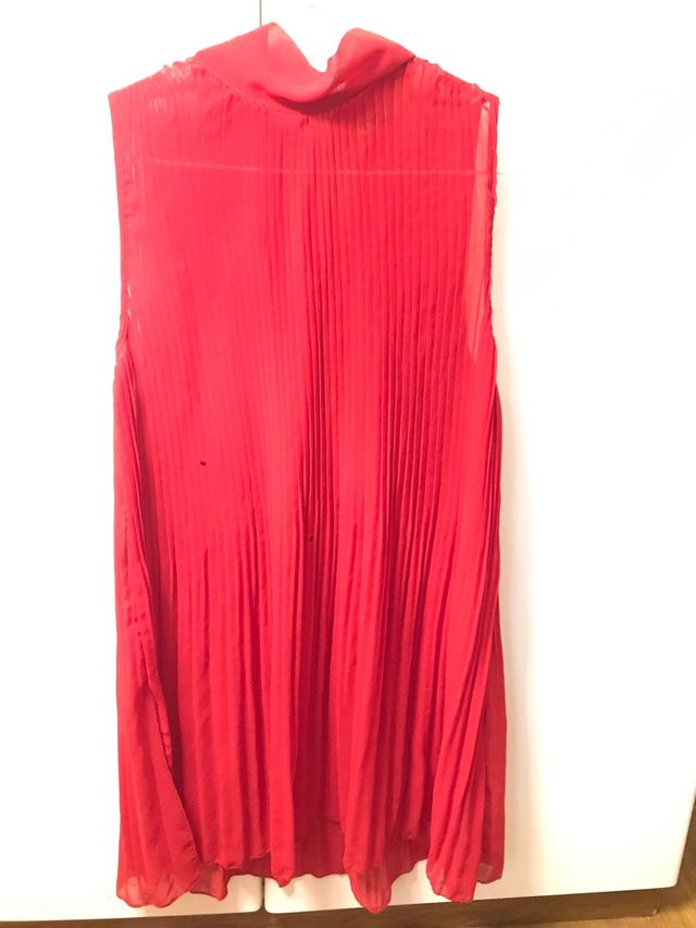 Blusa vestido plisado rojo
