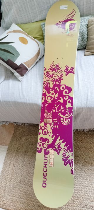 Tabla SNOW Decathlon con funda nueva de regalo.